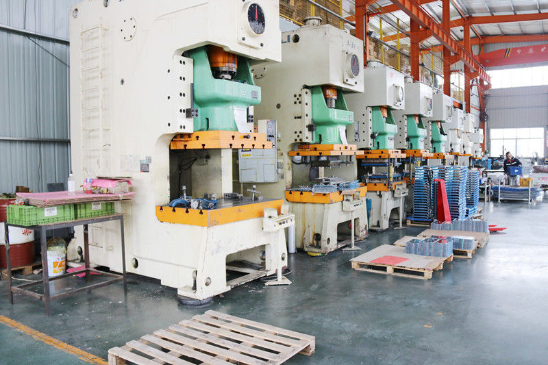Cangzhou Zonpe Metal Products Co., Ltd. linea di produzione del produttore